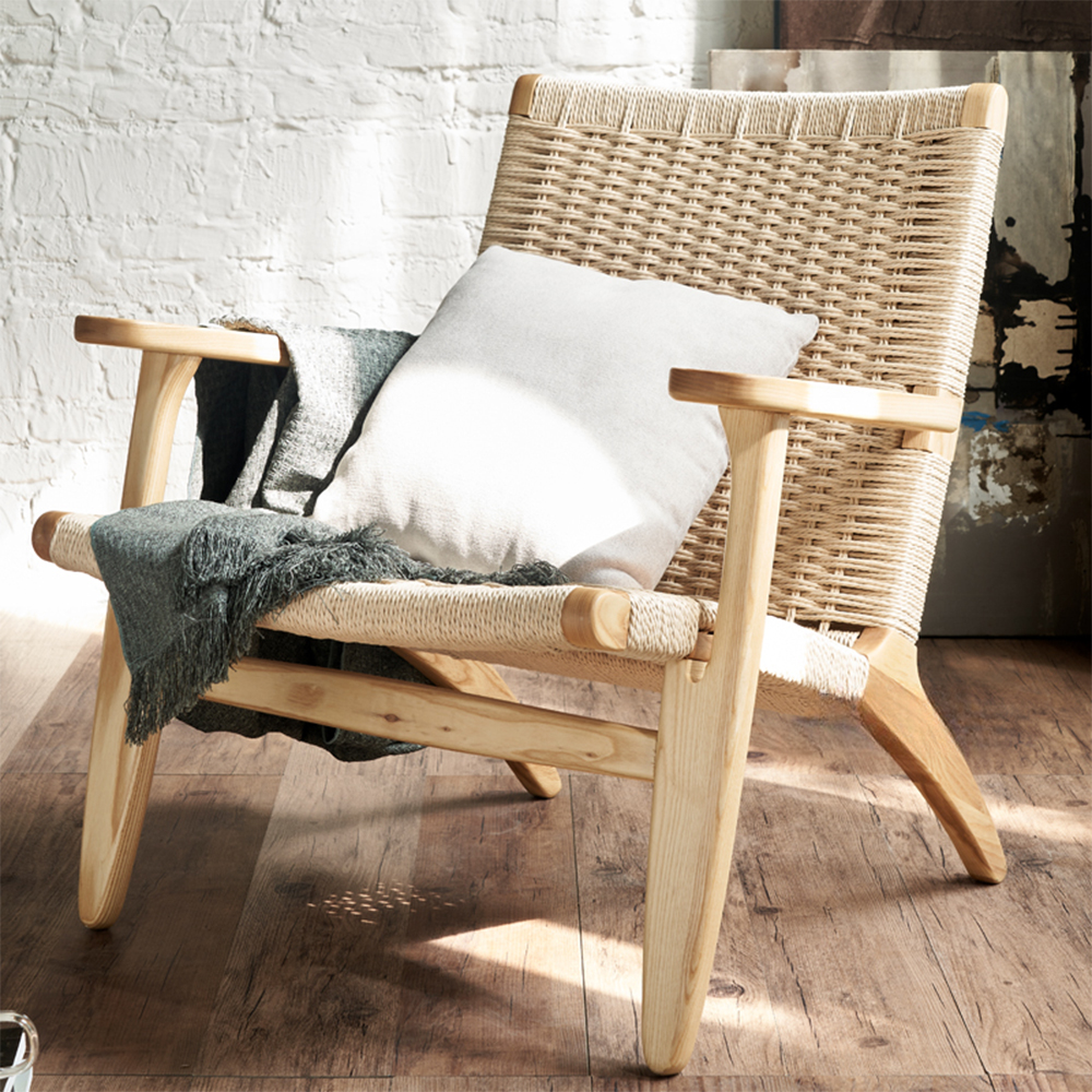 Artisanal and handcrafted pieces