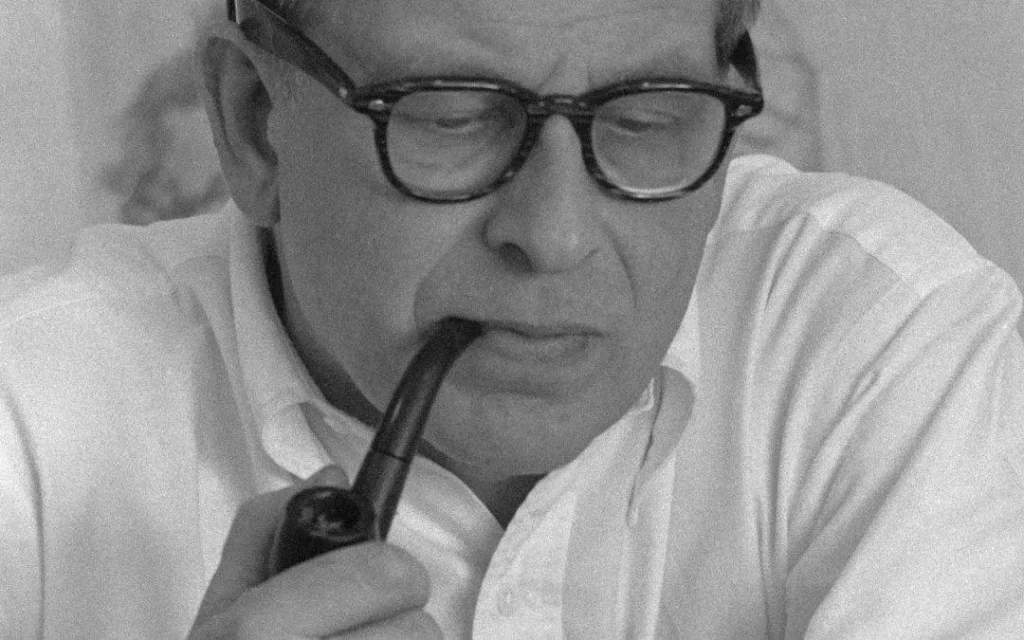 12 Top Mid Century Modern Furniture Designers Eero Saarinen