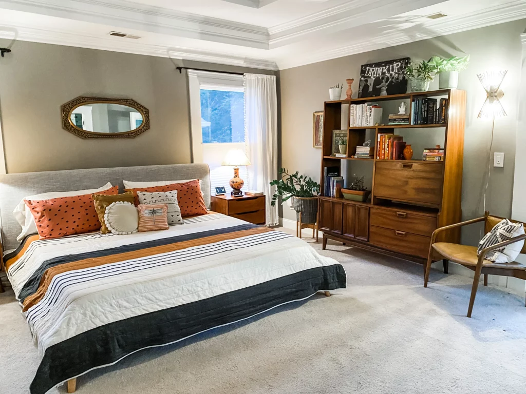 Mid Century Modern Bedroom Design Warm Retro Comfort