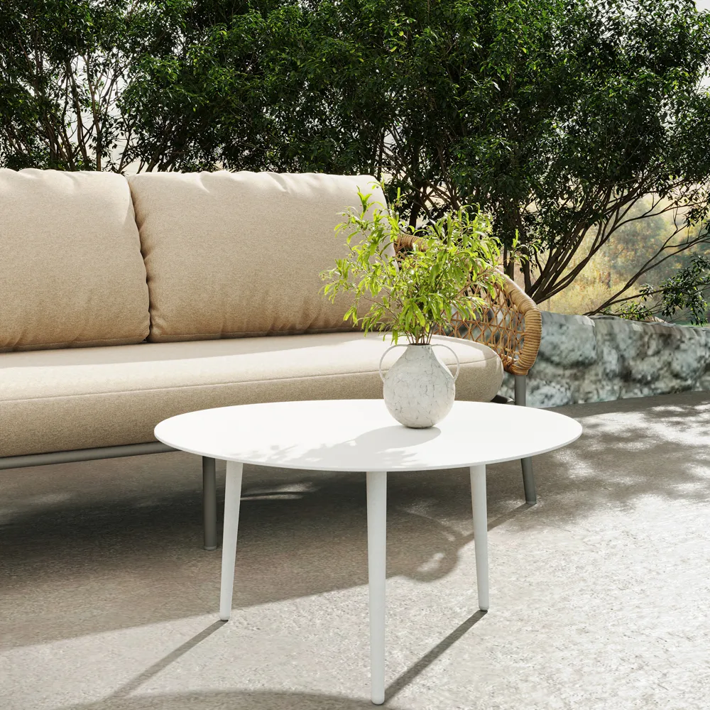 White Metal Outdoor Round Coffee Table